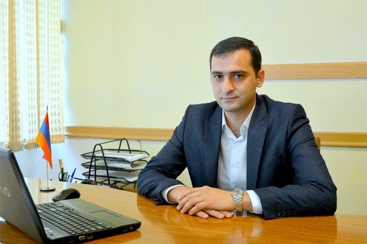 ՄՀԵՐ ՄԿՐՏՉՅԱՆ