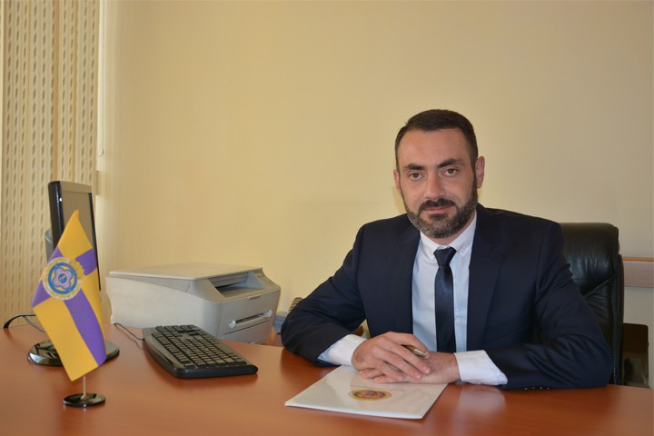 ԱՐՍԵՆ ՊԵՏՐՈՍՅԱՆ