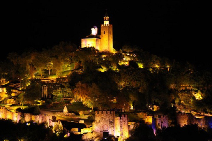 ՎԵԼԻԿՈ ՏԸՐՆՈՎՈ (ԲՈՒԼՂԱՐԻԱՅԻ ՀԱՆՐԱՊԵՏՈՒԹՅՈՒՆ)