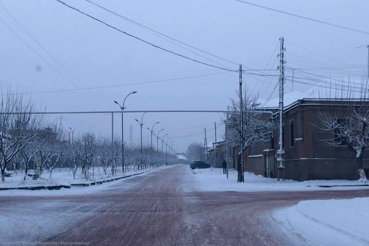 ՁՆԱՄԱՔՐՄԱՆ ԱՇԽԱՏԱՆՔՆԵՐ ԷՋՄԻԱԾՆՈՒՄ