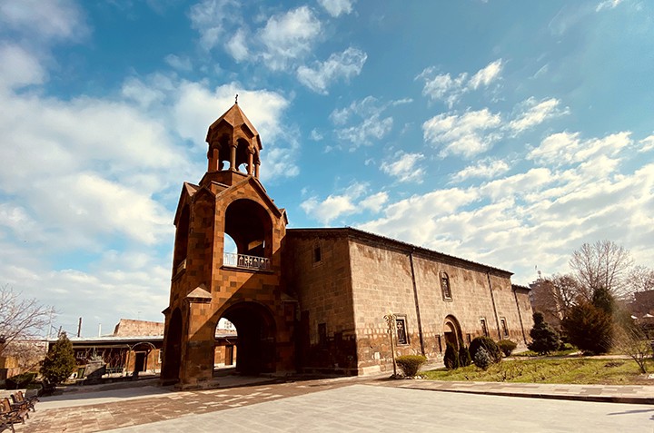  ՍՈՒՐԲ ՄԱՐԻԱՄ ԱՍՏՎԱԾԱԾԻՆ ԵԿԵՂԵՑԻ