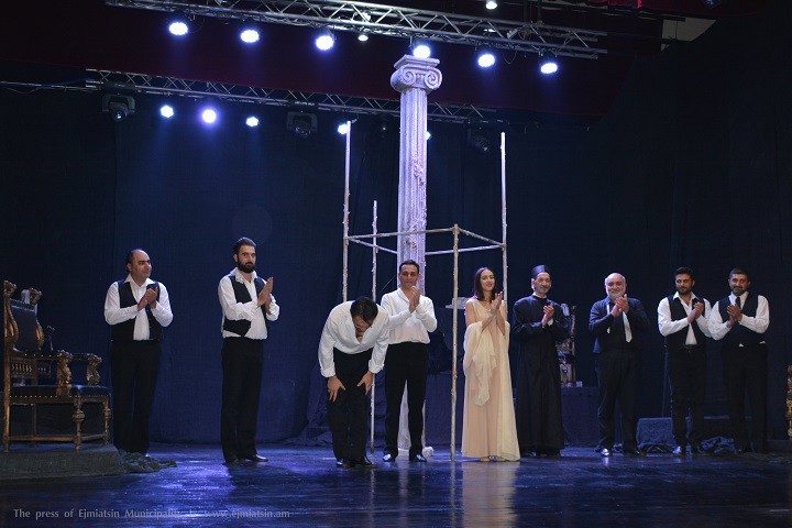 THE DRAMA THEATRE IS ON TOUR IN EJMIATSIN