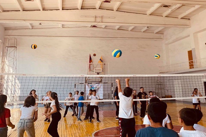 «ՎՈԼԵՅԲՈԼԸ ԴՊՐՈՑՈՒՄ» ՄԱՆԿԱՊԱՏԱՆԵԿԱՆ ՓԱՌԱՏՈՆ