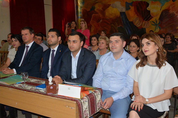 ՖՐԱՆՍԱԼԵԶՈՒ ՆԵՐԿԱՅԱՑՈՒՄ` ԹԻՎ 11 ՀԻՄՆԱԿԱՆ ԴՊՐՈՑՈՒՄ