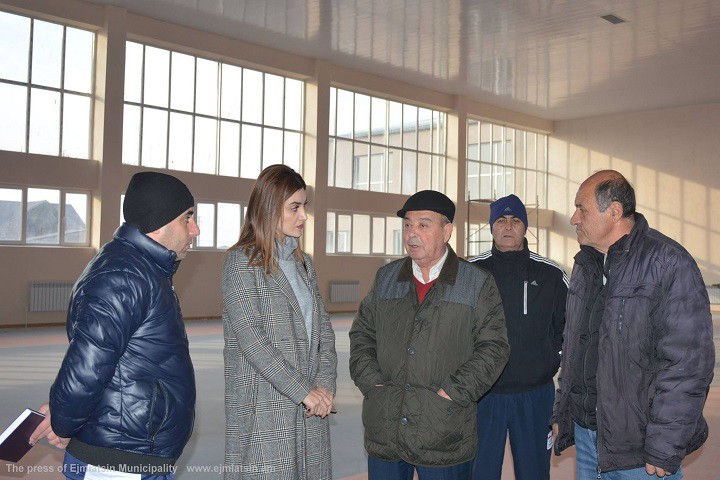 ԱՇԽԱՏԱՆՔԱՅԻՆ ՇՐՋԱՅՑ