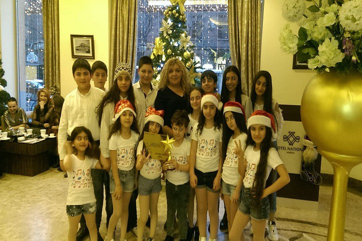 «ԶԱՆԳԱԿ» ԵՐԳԻ ՍՏՈՒԴԻԱՆ՝ ՏԱՐՎԱ ԼԱՎԱԳՈՒՅՆ ՎՈԿԱԼ ԽՈՒՄԲ