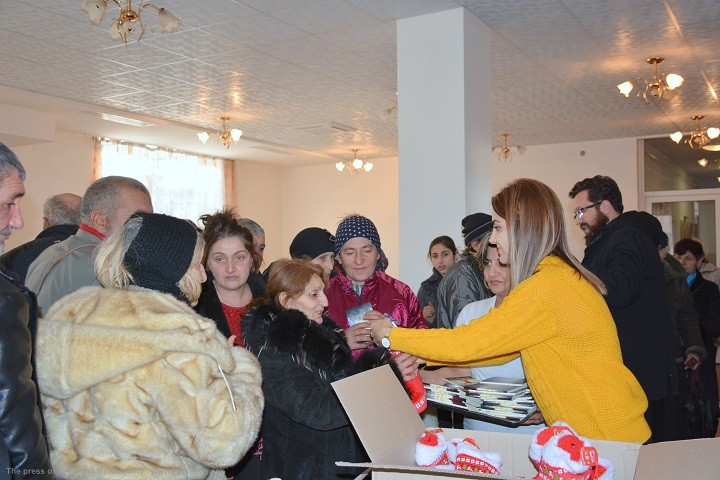 ՔԱՂԱՔԱՊԵՏ ԴԻԱՆԱ ԳԱՍՊԱՐՅԱՆՆ ԱՅՑԵԼԵԼ Է ԷՋՄԻԱԾՆԻ ԲԱՐԵԳՈՐԾԱԿԱՆ ՃԱՇԱՐԱՆ