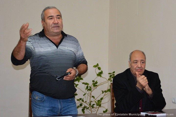 ԳՐԱԿԱՆ ՀԱՆԴԻՊՈՒՄ ԷԴՎԱՐԴ ՄԻԼԻՏՈՆՅԱՆԻ ՀԵՏ