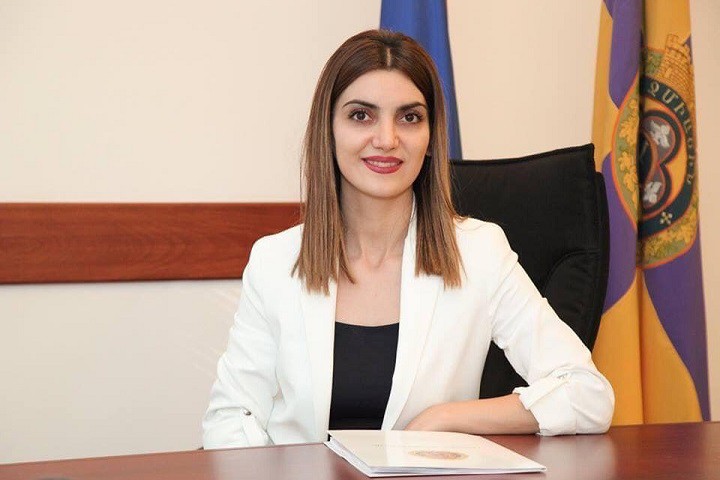 ԷՋՄԻԱԾԻՆ ՀԱՄԱՅՆՔԻ ՂԵԿԱՎԱՐԻ ՊԱՇՏՈՆԱԿԱՏԱՐ ԴԻԱՆԱ ԳԱՍՊԱՐՅԱՆԻ ՇՆՈՐՀԱՎՈՐԱԿԱՆ ՈՒՂԵՐՁԸ ՀՀ ԱՆԿԱԽՈՒԹՅԱՆ 27-ԱՄՅԱԿԻ ԿԱՊԱԿՑՈՒԹՅԱՄԲ