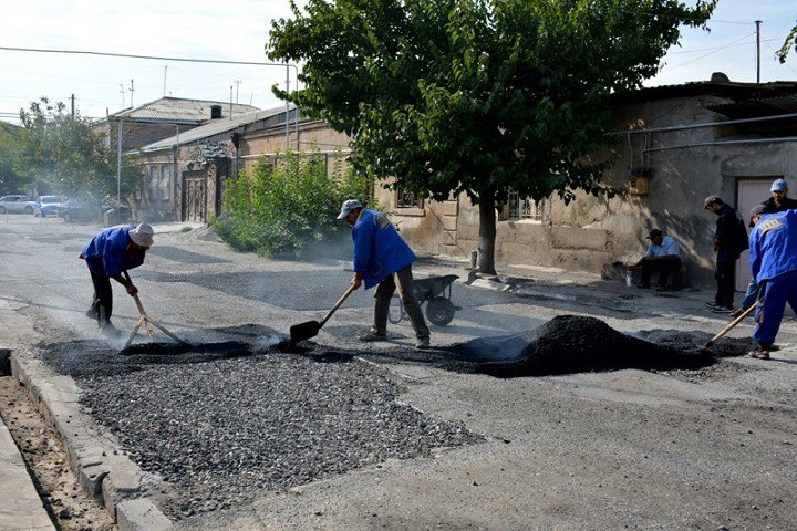 ԲԱՐԵԿԱՐԳՄԱՆ ԱՇԽԱՏԱՆՔՆԵՐԸ ՇԱՐՈՒՆԱԿՎՈՒՄ ԵՆ