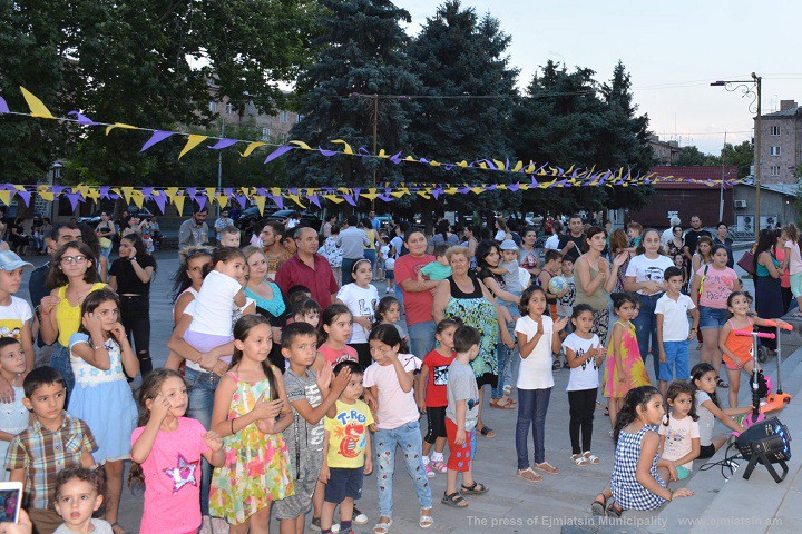 ԲԱԿԱՅԻՆ ՃԱՄԲԱՐ ԷՋՄԻԱԾՆՈՒՄ