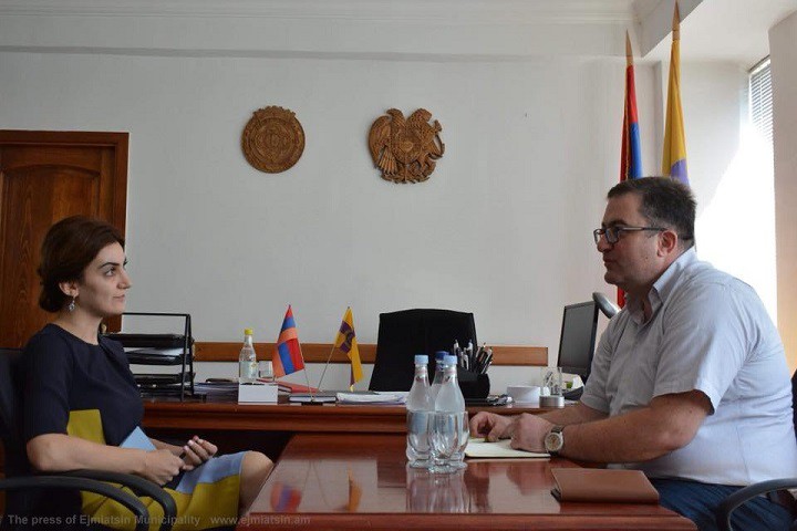 ԴԻԱՆԱ ԳԱՍՊԱՐՅԱՆՆ ԸՆԴՈՒՆԵՑ SPFA ԲԿ-Ի ԵՐԵՎԱՆՅԱՆ ԳՐԱՍԵՆՅԱԿԻ ՏՆՕՐԵՆԻՆ