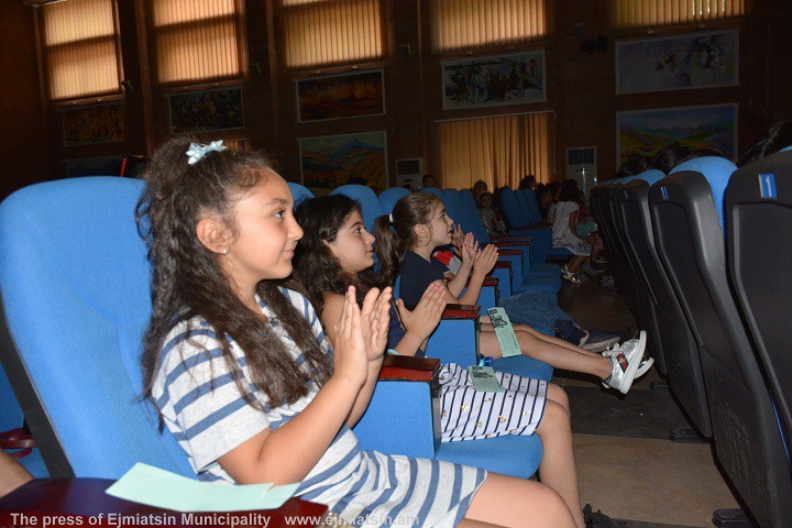 ԿԻՆՈԴԻՏՈՒՄՆԵՐԻ ՄԵԿՆԱՐԿԸ ՏՐՎԱԾ Է. ԱՌԱՋԻՆ ՑՈՒՑԱԴՐՈՒԹՅՈՒՆԸ ՀԱՋՈՂԵՑ