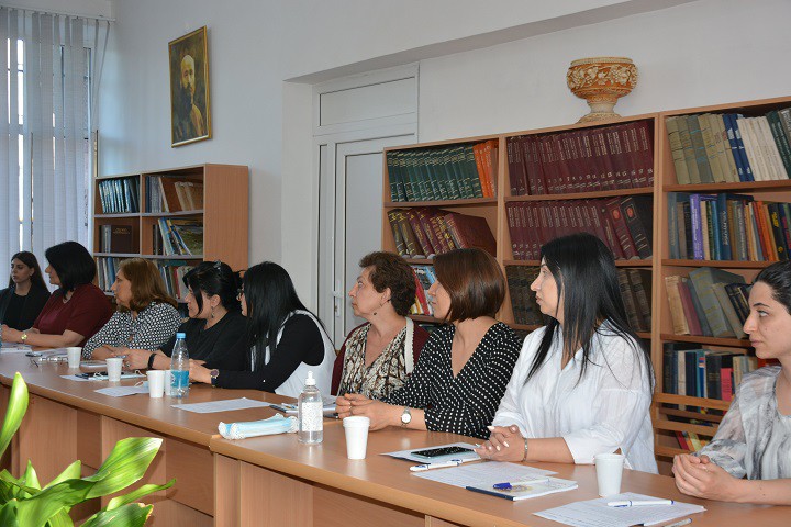 ԿԱՆԱՆՑ ՆԵՐՈՒԺԻ ԲԱՐՁՐԱՑՄԱՆԸ ՄԻՏՎԱԾ ՍԵՄԻՆԱՐ-ԴԱՍԸՆԹԱՑ ԷՋՄԻԱԾՆՈՒՄ